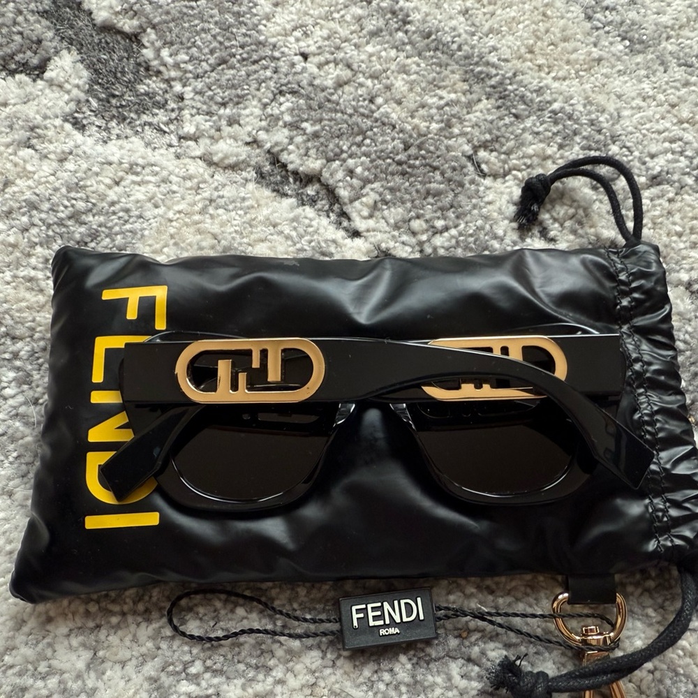 Fendi Black Sunglasses 100% authentic!!